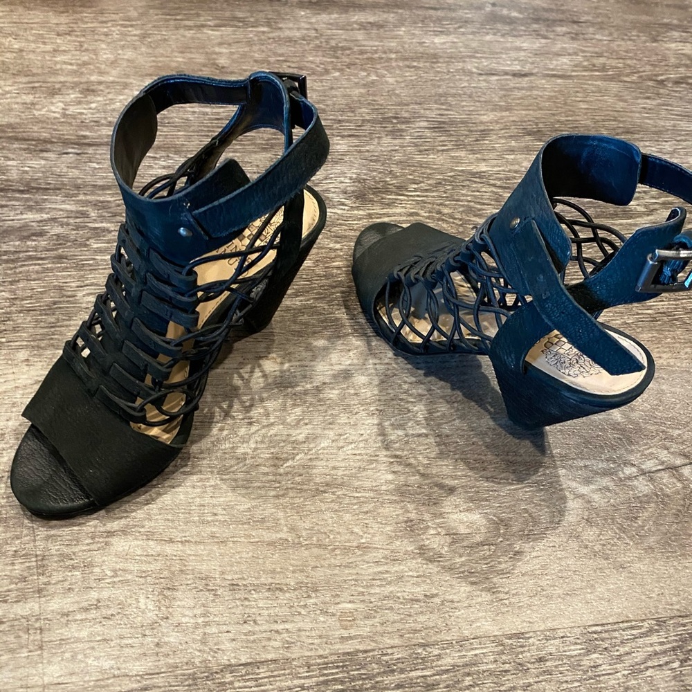 Vince Camuto heals